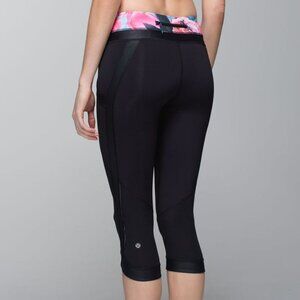 Lululemon Chase Me Crop II Secret Garden sz4